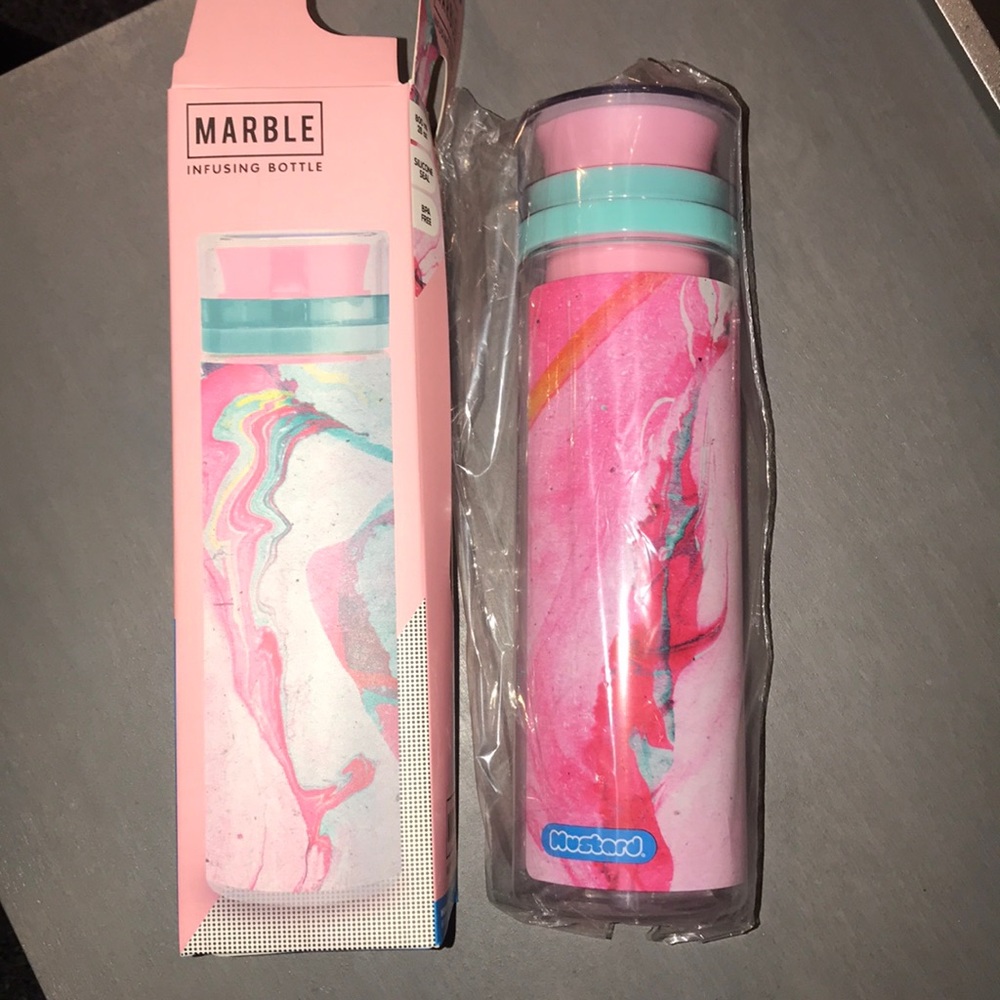 Infuser bottle